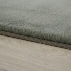 Hochflor Teppich POUFFY Grün 140 x 200 cm