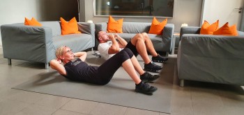GYMEX Workout Fitness-Matte XXL, extra groß, rollbar, für Yoga, Sport & Fitness 240x180cm Schwarz