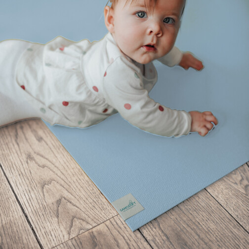 Sanosoft® Krabbelmatte – Made in Germany, Öko-Tex Anti-Rutsch Krabbelunterlage: größte Auswahl an Farben und Größen - 160cm X 220cm Hellblau